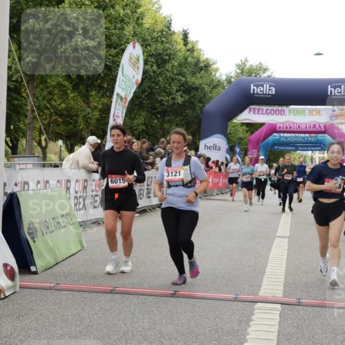 06.09.2026 - CURREX Alsterlauf Yannick Fuchs http://msf.ph/oto/10225537 06.09.2026 10:14:50 Ziel 3121, 3184, 3260, 4362, 4528, 4649, 4677, 5036, 5078, 5533, 5534, 5616, 5802, 6015, 6053, 6332 meine-sportfotos.de