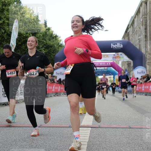06.09.2026 - CURREX Alsterlauf Yannick Fuchs http://msf.ph/oto/10225640 06.09.2026 10:15:18 Ziel 2621, 2737, 2794, 2871, 2938, 3027, 3302, 3627, 4640, 4645, 5439, 5457, 5630, 5632, 5931, 5966, 6288, 6408 meine-sportfotos.de