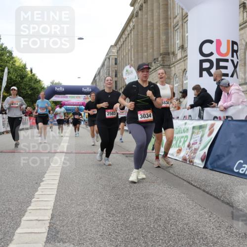 06.09.2026 - CURREX Alsterlauf Yannick Fuchs http://msf.ph/oto/10225649 06.09.2026 10:15:30 Ziel 2503, 2690, 3188, 3456, 3834, 4085, 4354, 4392, 5187, 5632, 5762, 5797, 6205, 6288, 6347, 6461 meine-sportfotos.de