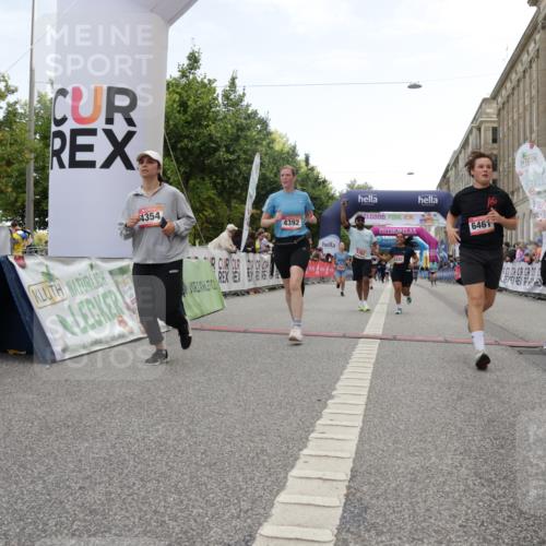 06.09.2026 - CURREX Alsterlauf Yannick Fuchs http://msf.ph/oto/10225653 06.09.2026 10:15:31 Ziel 2503, 2690, 3188, 3456, 3834, 4085, 4354, 4392, 5147, 5187, 5762, 5797, 6189, 6205, 6347, 6461 meine-sportfotos.de