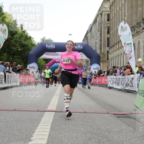 06.09.2026 - CURREX Alsterlauf Yannick Fuchs http://msf.ph/oto/10225732 06.09.2026 10:15:51 Ziel 1003, 2408, 2558, 2559, 3870, 4547, 4600, 4926, 5221, 6022, 6097 meine-sportfotos.de