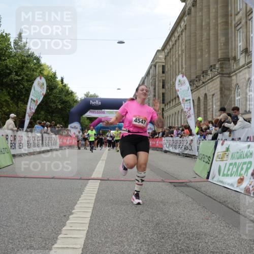 06.09.2026 - CURREX Alsterlauf Yannick Fuchs http://msf.ph/oto/10225735 06.09.2026 10:15:52 Ziel 1003, 2408, 2558, 2559, 3870, 4156, 4547, 4600, 4926, 5221, 6022, 6097 meine-sportfotos.de