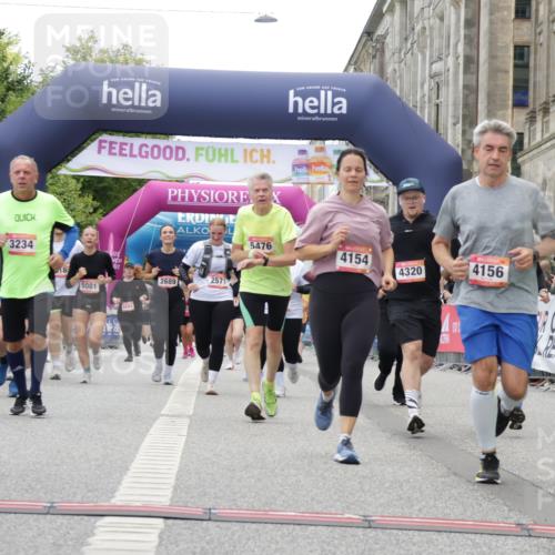 06.09.2026 - CURREX Alsterlauf Yannick Fuchs http://msf.ph/oto/10225747 06.09.2026 10:15:56 Ziel 2570, 2571, 3234, 3281, 4154, 4156, 4319, 4320, 4547, 5476 meine-sportfotos.de