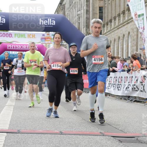 06.09.2026 - CURREX Alsterlauf Yannick Fuchs http://msf.ph/oto/10225748 06.09.2026 10:15:56 Ziel 2570, 2571, 3234, 3281, 4154, 4156, 4319, 4320, 4547, 5476 meine-sportfotos.de