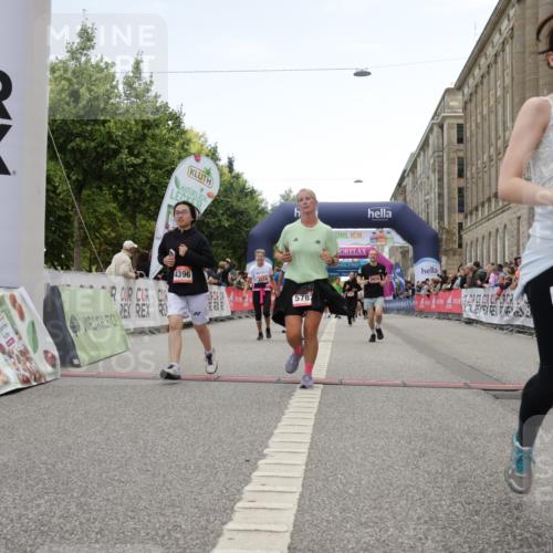 06.09.2026 - CURREX Alsterlauf Yannick Fuchs http://msf.ph/oto/10225852 06.09.2026 10:16:20 Ziel 2019, 2614, 2881, 2884, 2910, 3189, 3867, 4314, 4315, 4366, 4396, 4455, 5425, 5559, 5564, 5787 meine-sportfotos.de