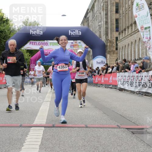 06.09.2026 - CURREX Alsterlauf Yannick Fuchs http://msf.ph/oto/10225953 06.09.2026 10:16:48 Ziel 2222, 2328, 2454, 2578, 2859, 3024, 3167, 3169, 3290, 3330, 3633, 3645, 4123, 4220, 4353, 4613, 5307, 5308, 5672, 5859, 6087, 8102 meine-sportfotos.de