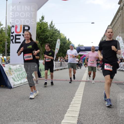 06.09.2026 - CURREX Alsterlauf Yannick Fuchs http://msf.ph/oto/10225982 06.09.2026 10:16:54 Ziel 2222, 3024, 3169, 3633, 4353, 4439, 4440, 4477, 4592, 4750, 4756, 5859, 5875, 6087, 8102, 8235 meine-sportfotos.de
