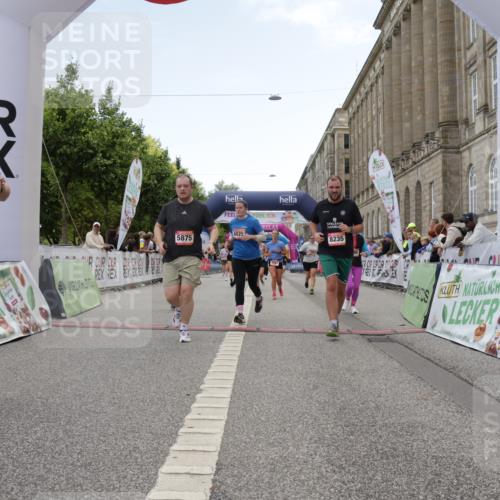 06.09.2026 - CURREX Alsterlauf Yannick Fuchs http://msf.ph/oto/10226002 06.09.2026 10:16:59 Ziel 2048, 2222, 3002, 3024, 3973, 4439, 4440, 4477, 4523, 4557, 4592, 4750, 4756, 5875, 6025, 6087, 8083, 8235, 8295 meine-sportfotos.de
