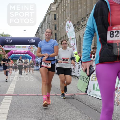 06.09.2026 - CURREX Alsterlauf Yannick Fuchs http://msf.ph/oto/10226013 06.09.2026 10:17:03 Ziel 2048, 3002, 3496, 3973, 4477, 4523, 4557, 4592, 5082, 5875, 6025, 8083, 8235, 8295 meine-sportfotos.de