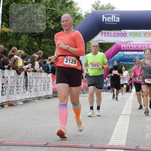 06.09.2026 - CURREX Alsterlauf Yannick Fuchs http://msf.ph/oto/10226033 06.09.2026 10:17:09 Ziel 1092, 2048, 2129, 2688, 3002, 3199, 3459, 3496, 3973, 4557, 5082, 5223, 8083 meine-sportfotos.de