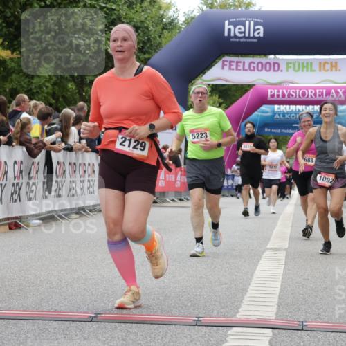 06.09.2026 - CURREX Alsterlauf Yannick Fuchs http://msf.ph/oto/10226034 06.09.2026 10:17:09 Ziel 1092, 2048, 2129, 2688, 3002, 3199, 3459, 3496, 3973, 4557, 5082, 5223, 8083 meine-sportfotos.de