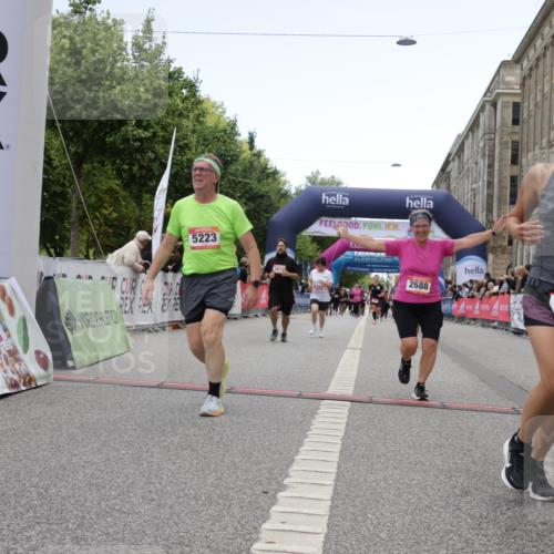 06.09.2026 - CURREX Alsterlauf Yannick Fuchs http://msf.ph/oto/10226047 06.09.2026 10:17:13 Ziel 1092, 2129, 2688, 3199, 3459, 3496, 5223, 5615, 5872, 5876 meine-sportfotos.de