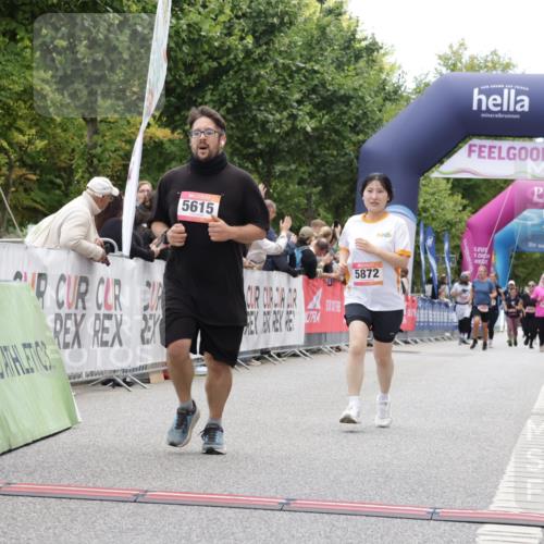 06.09.2026 - CURREX Alsterlauf Yannick Fuchs http://msf.ph/oto/10226054 06.09.2026 10:17:15 Ziel 1092, 2129, 2688, 3199, 3459, 5223, 5615, 5872, 5876 meine-sportfotos.de