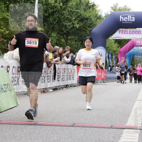 06.09.2026 - CURREX Alsterlauf Yannick Fuchs http://msf.ph/oto/10226057 06.09.2026 10:17:15 Ziel 1092, 2129, 2688, 3199, 3459, 5223, 5615, 5872, 5876 meine-sportfotos.de