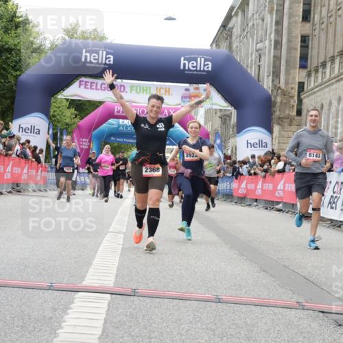 06.09.2026 - CURREX Alsterlauf Yannick Fuchs http://msf.ph/oto/10226070 06.09.2026 10:17:19 Ziel 1092, 2368, 2547, 2688, 2922, 3459, 5223, 5615, 5872, 5876, 6143 meine-sportfotos.de