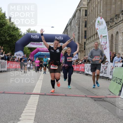 06.09.2026 - CURREX Alsterlauf Yannick Fuchs http://msf.ph/oto/10226073 06.09.2026 10:17:20 Ziel 2368, 2546, 2547, 2688, 2922, 5615, 5872, 5876, 6143 meine-sportfotos.de