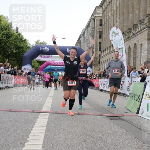 06.09.2026 - CURREX Alsterlauf Yannick Fuchs http://msf.ph/oto/10226075 06.09.2026 10:17:20 Ziel 2368, 2546, 2547, 2688, 2922, 5615, 5872, 5876, 6143 meine-sportfotos.de