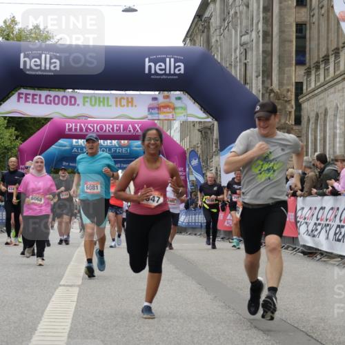 06.09.2026 - CURREX Alsterlauf Yannick Fuchs http://msf.ph/oto/10226082 06.09.2026 10:17:23 Ziel 2368, 2546, 2547, 2922, 5118, 5615, 5820, 5872, 5876, 6068, 6081, 6143 meine-sportfotos.de