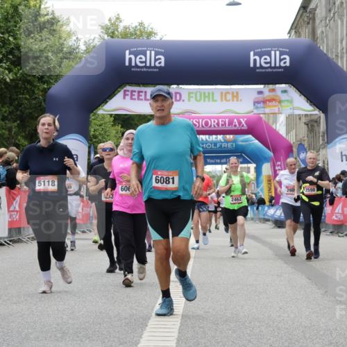 06.09.2026 - CURREX Alsterlauf Yannick Fuchs http://msf.ph/oto/10226089 06.09.2026 10:17:25 Ziel 2368, 2462, 2546, 2547, 2597, 2598, 2922, 3117, 5118, 5635, 5820, 6068, 6081, 6143 meine-sportfotos.de