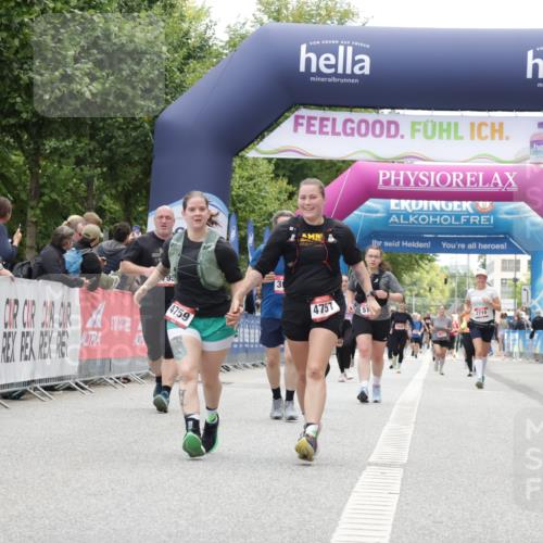 06.09.2026 - CURREX Alsterlauf Yannick Fuchs http://msf.ph/oto/10226163 06.09.2026 10:17:44 Ziel 2070, 3797, 3823, 4757, 4759, 5491 meine-sportfotos.de