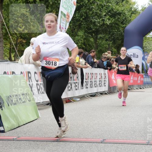 06.09.2026 - CURREX Alsterlauf Yannick Fuchs http://msf.ph/oto/10226249 06.09.2026 10:18:03 Ziel 1297, 2920, 2928, 3018, 3917, 4134, 4906, 4915, 4977 meine-sportfotos.de