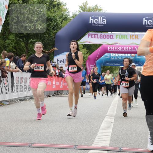 06.09.2026 - CURREX Alsterlauf Yannick Fuchs http://msf.ph/oto/10226254 06.09.2026 10:18:04 Ziel 1297, 2920, 2928, 3018, 3917, 4134, 4906, 4915, 4977 meine-sportfotos.de
