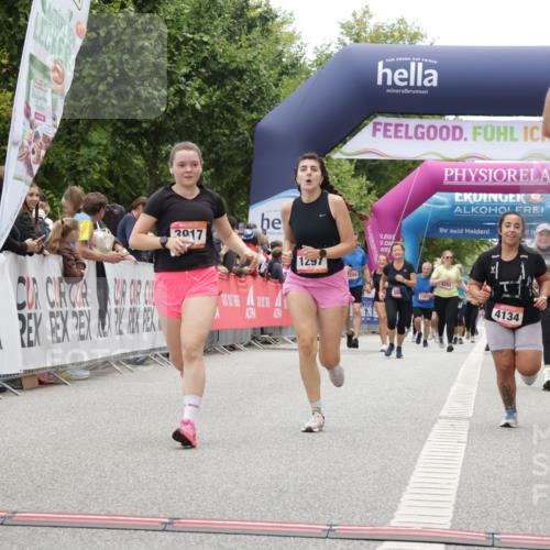 06.09.2026 - CURREX Alsterlauf Yannick Fuchs http://msf.ph/oto/10226255 06.09.2026 10:18:04 Ziel 1297, 2920, 2928, 3018, 3917, 4134, 4906, 4915, 4977 meine-sportfotos.de