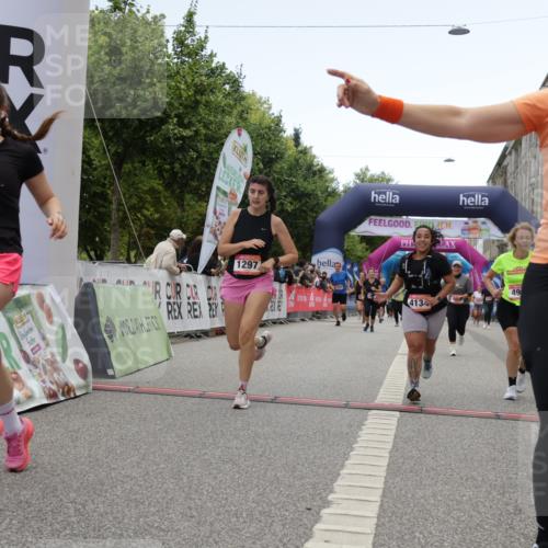 06.09.2026 - CURREX Alsterlauf Yannick Fuchs http://msf.ph/oto/10226264 06.09.2026 10:18:06 Ziel 1297, 2920, 2928, 3018, 3917, 4134, 4232, 4906, 4915, 4977 meine-sportfotos.de