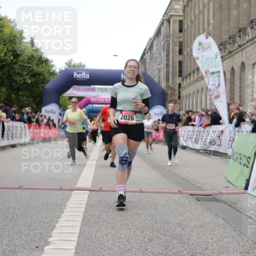 06.09.2026 - CURREX Alsterlauf Yannick Fuchs http://msf.ph/oto/10226294 06.09.2026 10:18:13 Ziel 1297, 2026, 2208, 2209, 2262, 3083, 3917, 4134, 4232, 4479, 4906, 5050, 6339, 8290 meine-sportfotos.de
