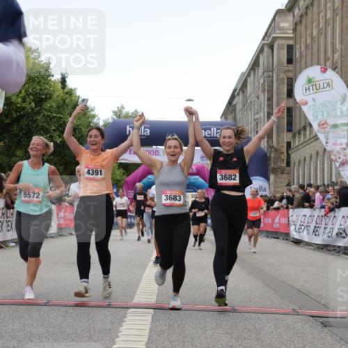 06.09.2026 - CURREX Alsterlauf Yannick Fuchs http://msf.ph/oto/10226331 06.09.2026 10:18:21 Ziel 2262, 2381, 3083, 3682, 3683, 4186, 4391, 4479, 4632, 4644, 5050, 5572, 6321, 6322, 6339, 8290 meine-sportfotos.de