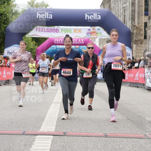 06.09.2026 - CURREX Alsterlauf Yannick Fuchs http://msf.ph/oto/10226401 06.09.2026 10:18:38 Ziel 2271, 2287, 2349, 2651, 2656, 2960, 3052, 3358, 3875, 3879, 4648, 8001 meine-sportfotos.de