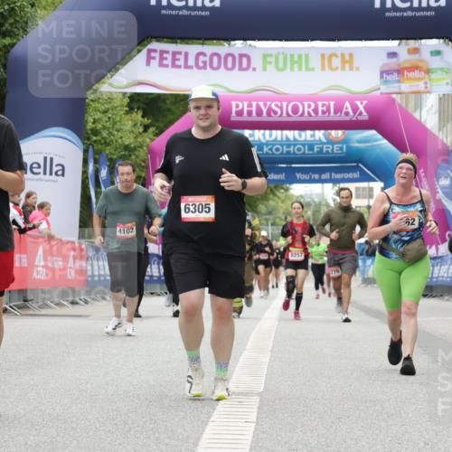 06.09.2026 - CURREX Alsterlauf Yannick Fuchs http://msf.ph/oto/10226502 06.09.2026 10:19:01 Ziel 2157, 3253, 3272, 3324, 3325, 4044, 4500, 5037, 5662, 6305, 6335 meine-sportfotos.de