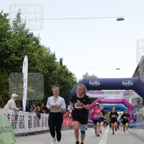 06.09.2026 - CURREX Alsterlauf Yannick Fuchs http://msf.ph/oto/10226549 06.09.2026 10:19:22 Ziel 2819, 2837, 3207, 3669, 3713, 4665, 5422, 5426, 5427, 5788, 5795 meine-sportfotos.de