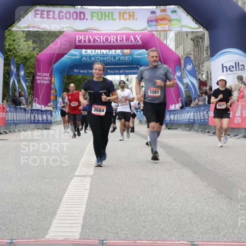 06.09.2026 - CURREX Alsterlauf Yannick Fuchs http://msf.ph/oto/10226620 06.09.2026 10:19:43 Ziel 3145, 3642, 3684, 4480, 5042, 5043, 5195, 5196, 5281 meine-sportfotos.de