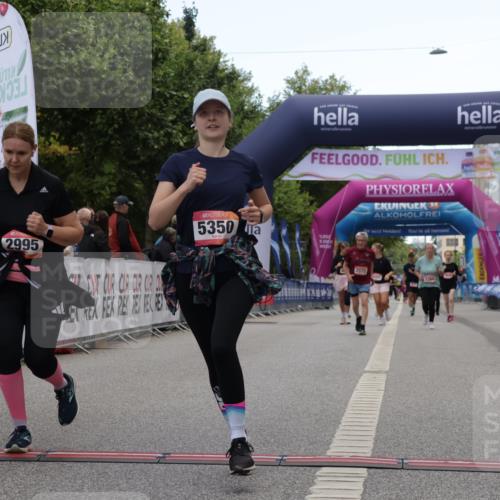 06.09.2026 - CURREX Alsterlauf Yannick Fuchs http://msf.ph/oto/10226723 06.09.2026 10:20:17 Ziel 2995, 3204, 3308, 4724, 5028, 5350 meine-sportfotos.de