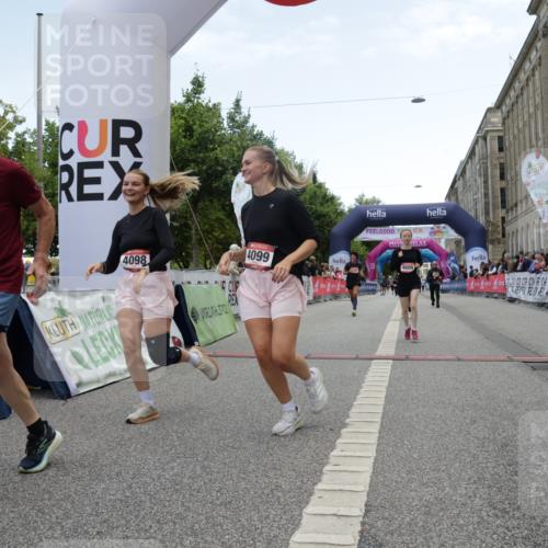06.09.2026 - CURREX Alsterlauf Yannick Fuchs http://msf.ph/oto/10226763 06.09.2026 10:20:27 Ziel 2366, 2572, 4098, 4099, 4609, 5305, 6413 meine-sportfotos.de