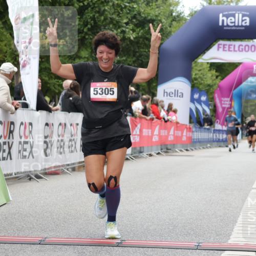 06.09.2026 - CURREX Alsterlauf Yannick Fuchs http://msf.ph/oto/10226777 06.09.2026 10:20:31 Ziel 2366, 2572, 3026, 4098, 4099, 4609, 4635, 5305, 6413 meine-sportfotos.de