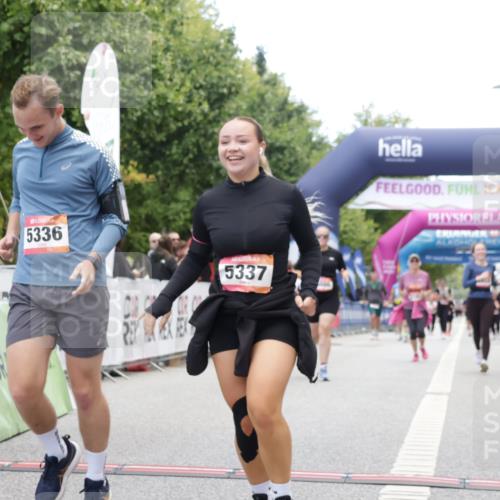 06.09.2026 - CURREX Alsterlauf Yannick Fuchs http://msf.ph/oto/10226824 06.09.2026 10:20:46 Ziel 4171, 4410, 4411, 4666, 5336, 5337, 6177, 6389, 6459 meine-sportfotos.de