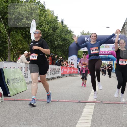 06.09.2026 - CURREX Alsterlauf Yannick Fuchs http://msf.ph/oto/10226839 06.09.2026 10:20:50 Ziel 2182, 4171, 4410, 4411, 4666, 5336, 5337, 6177, 6389, 6459 meine-sportfotos.de