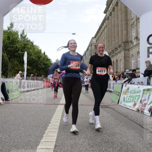 06.09.2026 - CURREX Alsterlauf Yannick Fuchs http://msf.ph/oto/10226847 06.09.2026 10:20:52 Ziel 2146, 2182, 4171, 4410, 4411, 4666, 5180, 5336, 5337, 6177 meine-sportfotos.de