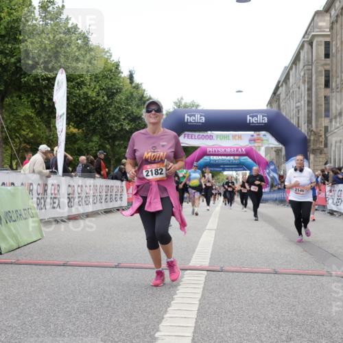 06.09.2026 - CURREX Alsterlauf Yannick Fuchs http://msf.ph/oto/10226856 06.09.2026 10:20:54 Ziel 2146, 2182, 2885, 4410, 4411, 4666, 5180 meine-sportfotos.de