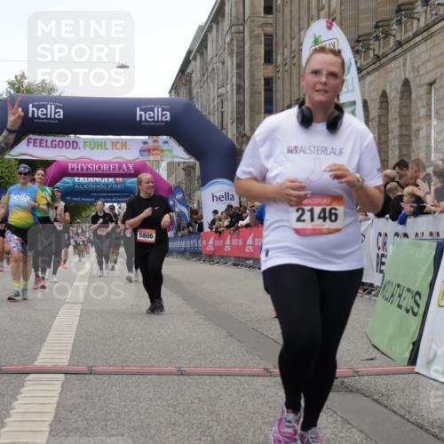 06.09.2026 - CURREX Alsterlauf Yannick Fuchs http://msf.ph/oto/10226868 06.09.2026 10:20:57 Ziel 2146, 2182, 2885, 4410, 4411, 4666, 5180, 5806, 6403, 6404 meine-sportfotos.de