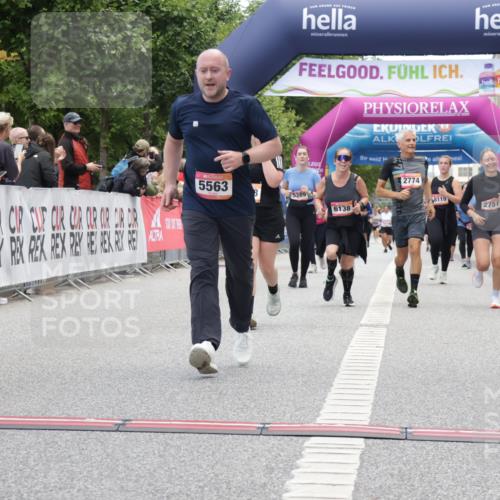 06.09.2026 - CURREX Alsterlauf Yannick Fuchs http://msf.ph/oto/10226936 06.09.2026 10:22:40 Ziel 2751, 2774, 4903, 5358, 5563 meine-sportfotos.de