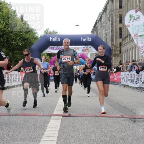 06.09.2026 - CURREX Alsterlauf Yannick Fuchs http://msf.ph/oto/10226944 06.09.2026 10:22:43 Ziel 2751, 2774, 4903, 5289, 5358, 5563, 6489, 8119 meine-sportfotos.de