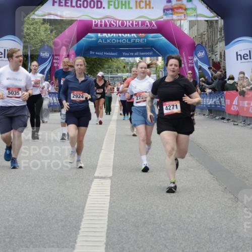 06.09.2026 - CURREX Alsterlauf Yannick Fuchs http://msf.ph/oto/10227155 06.09.2026 10:24:06 Ziel 2127, 2276, 2553, 2726, 2924, 4271, 5035, 6167 meine-sportfotos.de