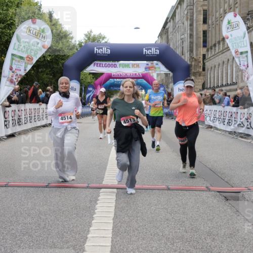 06.09.2026 - CURREX Alsterlauf Yannick Fuchs http://msf.ph/oto/10227186 06.09.2026 10:24:16 Ziel 2393, 2726, 2924, 3183, 3185, 3965, 4271, 4513, 4514, 5035, 5732, 6422 meine-sportfotos.de