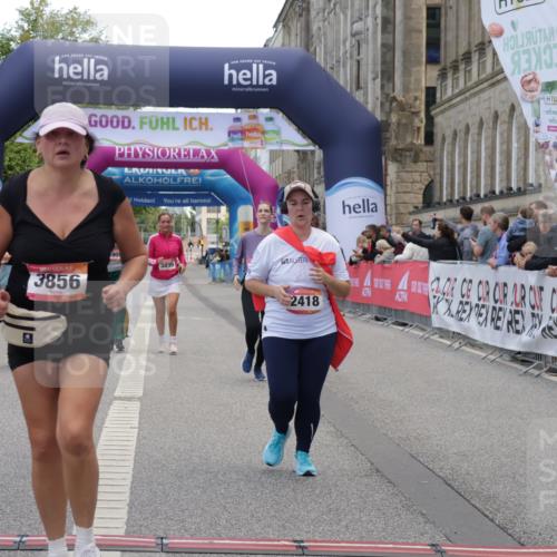 06.09.2026 - CURREX Alsterlauf Yannick Fuchs http://msf.ph/oto/10227206 06.09.2026 10:24:23 Ziel 2662, 3856, 3965, 4513, 4514, 5604, 6422 meine-sportfotos.de