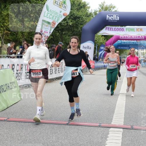 06.09.2026 - CURREX Alsterlauf Yannick Fuchs http://msf.ph/oto/10227212 06.09.2026 10:24:26 Ziel 2662, 3856, 3899, 3900, 5604, 5842, 6422 meine-sportfotos.de