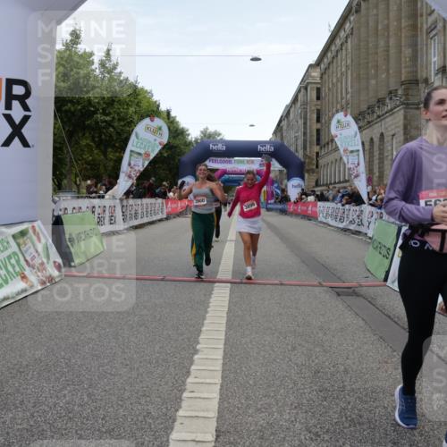 06.09.2026 - CURREX Alsterlauf Yannick Fuchs http://msf.ph/oto/10227224 06.09.2026 10:24:28 Ziel 2662, 3856, 3899, 3900, 5604, 5842 meine-sportfotos.de