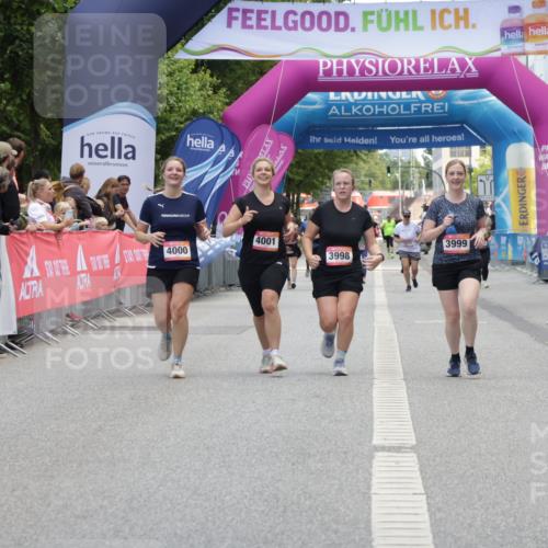 06.09.2026 - CURREX Alsterlauf Yannick Fuchs http://msf.ph/oto/10227285 06.09.2026 10:25:23 Ziel 4000, 6333 meine-sportfotos.de